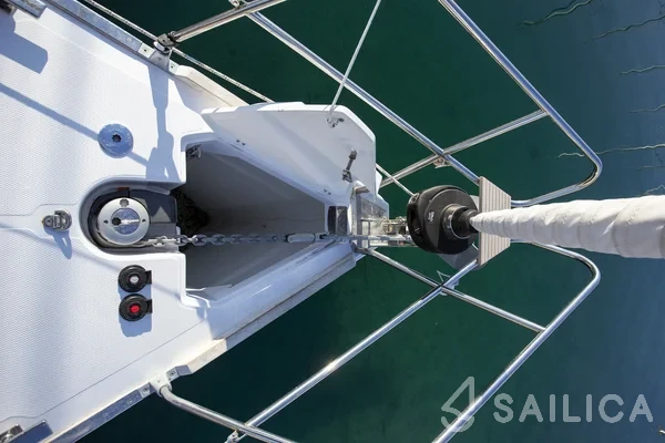 Elan 40 Impression - Yacht Charter Sailica
