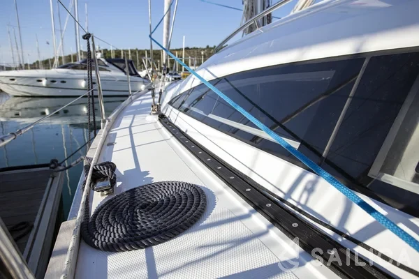 Elan 40 Impression - Yacht Charter Sailica