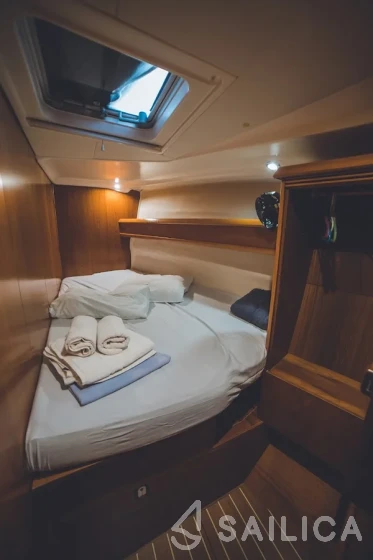 Sun Odyssey 49i - Yacht Charter Sailica