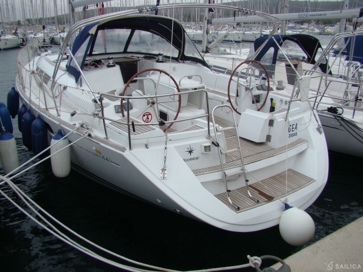 Sun Odyssey 44 i - Yacht Charter Sailica
