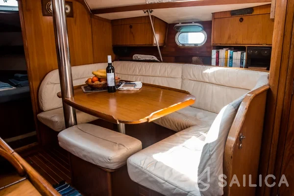 Sun Odyssey 33 - Yacht Charter Sailica