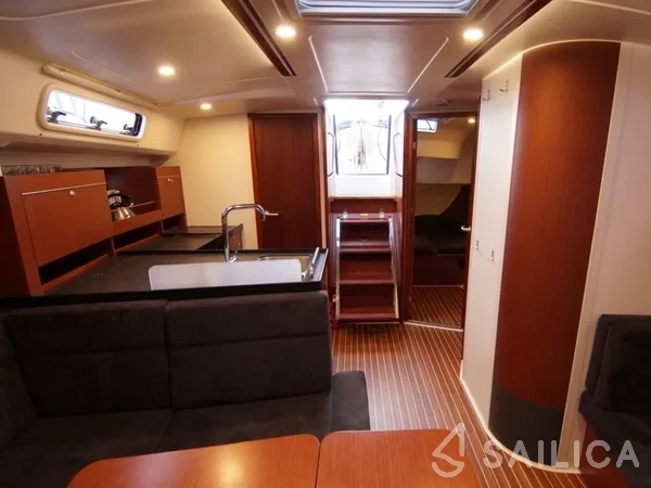 Hanse 415 - Yacht Charter Sailica