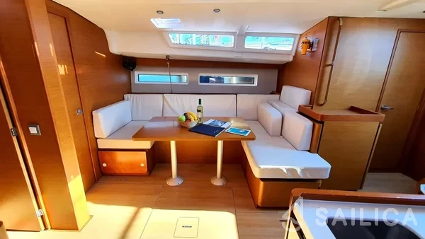 Sun Odyssey 490 - Yacht Charter Sailica