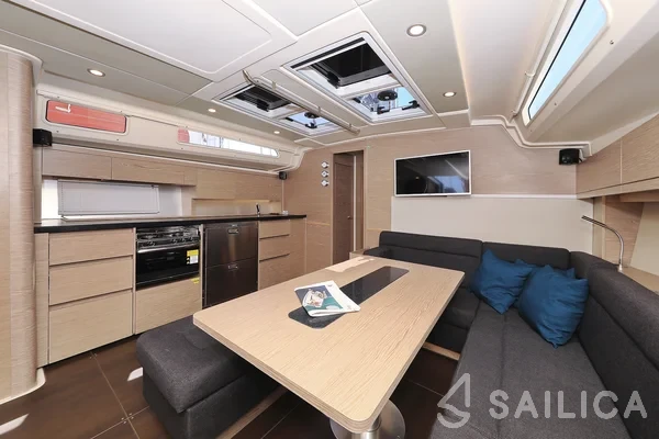 Hanse 508 - Yacht Charter Sailica