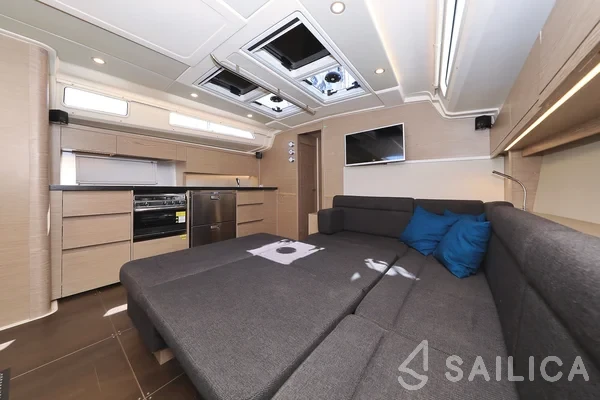 Hanse 508 - Yacht Charter Sailica