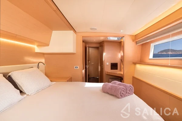 Lagoon 52 - Yacht Charter Sailica