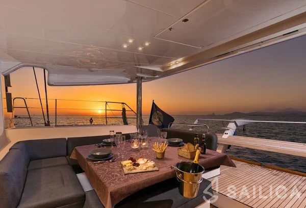 Lagoon 52 - Yacht Charter Sailica