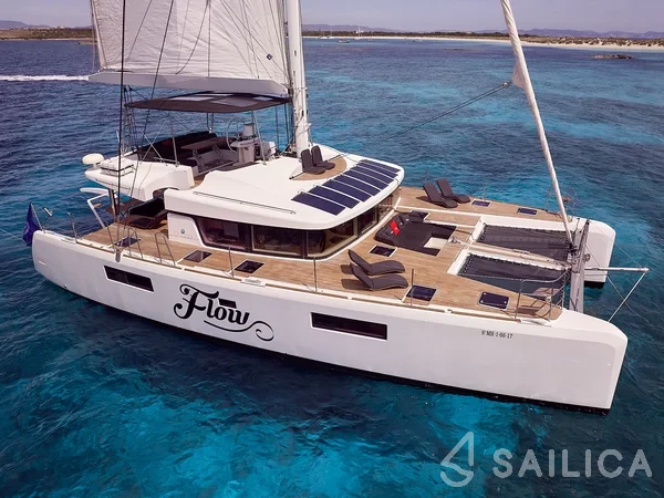 Lagoon 52 - Yacht Charter Sailica
