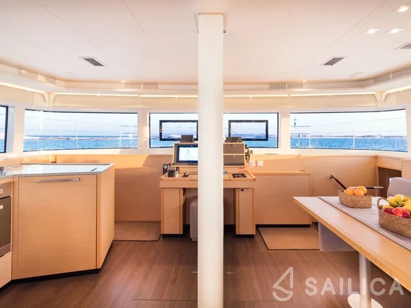 Lagoon 52 - Yacht Charter Sailica