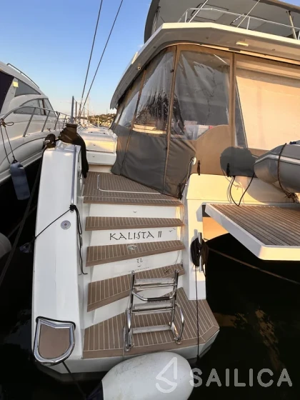 Samana 59 - Yacht Charter Sailica