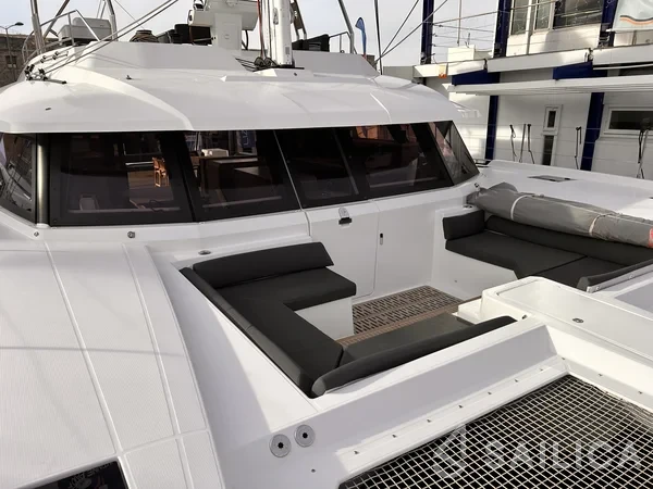 Samana 59 - Yacht Charter Sailica