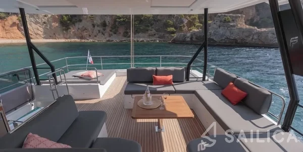 Samana 59 - Yacht Charter Sailica