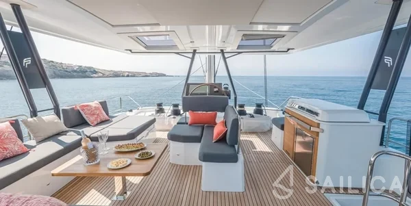 Samana 59 - Yacht Charter Sailica