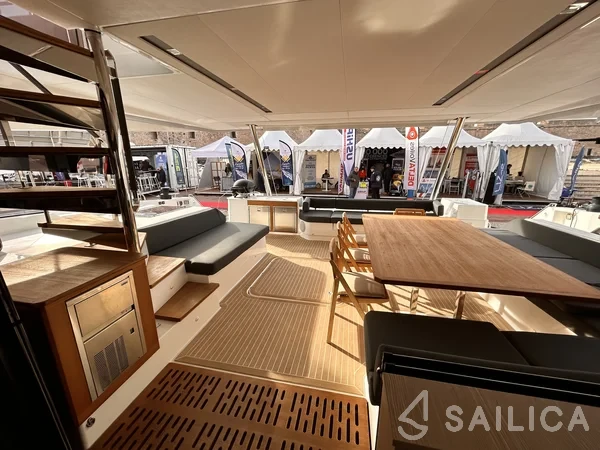 Samana 59 - Yacht Charter Sailica