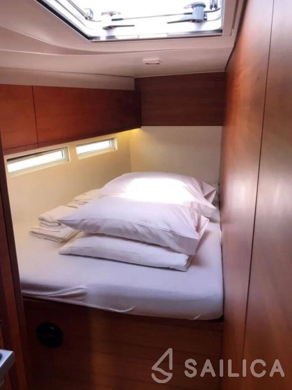 More 55 - Yacht Charter Sailica