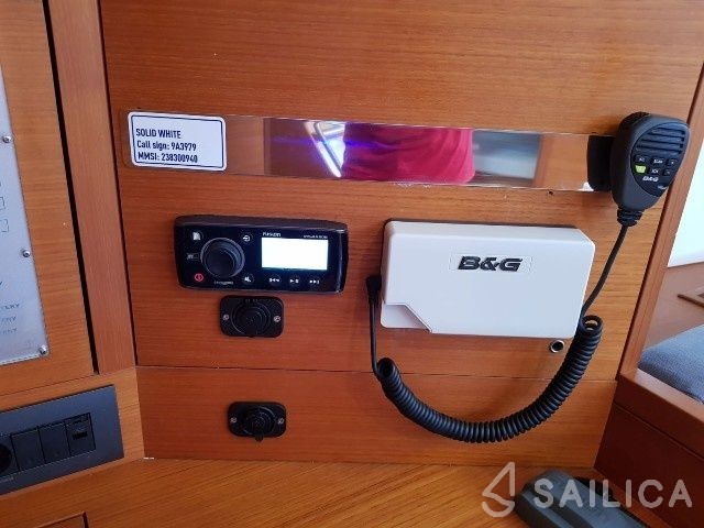 More 55 - Yacht Charter Sailica
