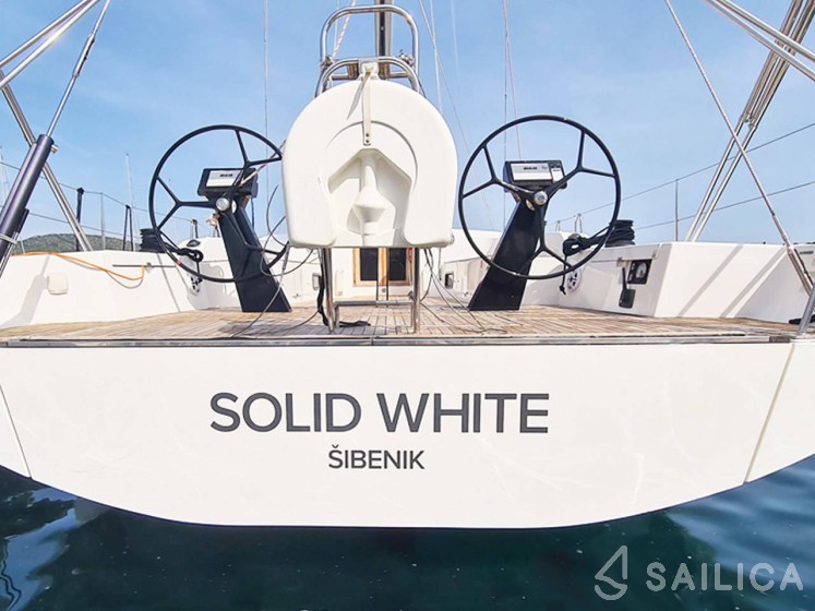 More 55 - Yacht Charter Sailica