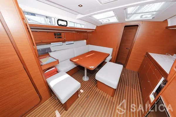 Dufour 460 GL - Yacht Charter Sailica
