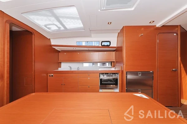 Dufour 460 GL - Yacht Charter Sailica