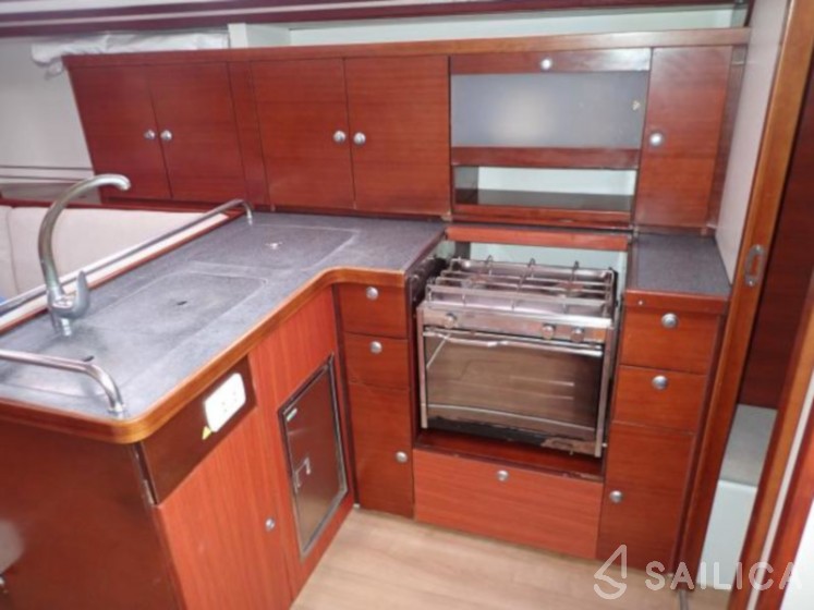 Hanse 400 - Yacht Charter Sailica