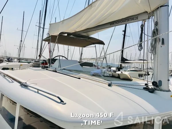 Lagoon 450 - Yacht Charter Sailica