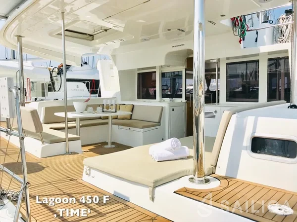 Lagoon 450 - Yacht Charter Sailica