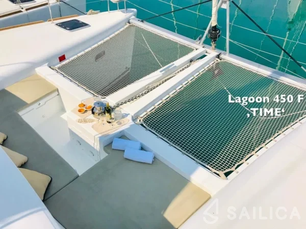 Lagoon 450 - Yacht Charter Sailica