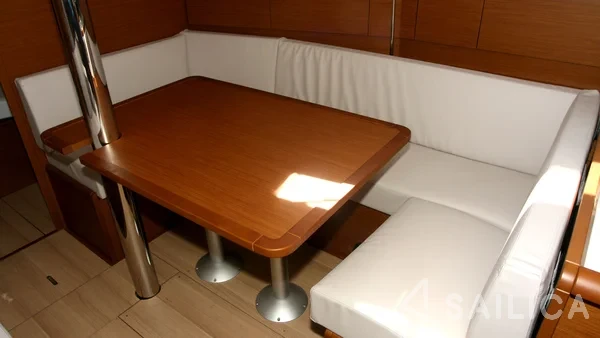 Sun Odyssey 389 - Yacht Charter Sailica