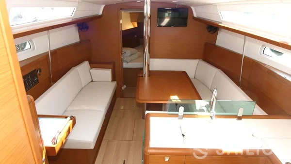 Sun Odyssey 389 - Yacht Charter Sailica