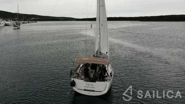 Sun Odyssey 389 - Yacht Charter Sailica