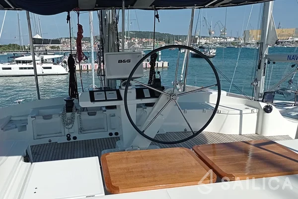 Lagoon 52F - Yacht Charter Sailica