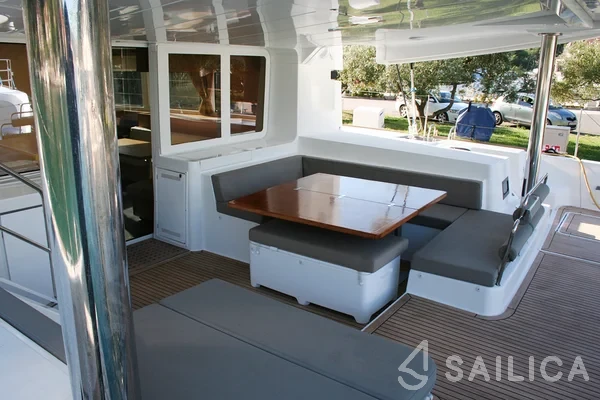 Lagoon 52F - Yacht Charter Sailica