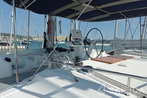 Lagoon 52F - Yacht Charter Sailica