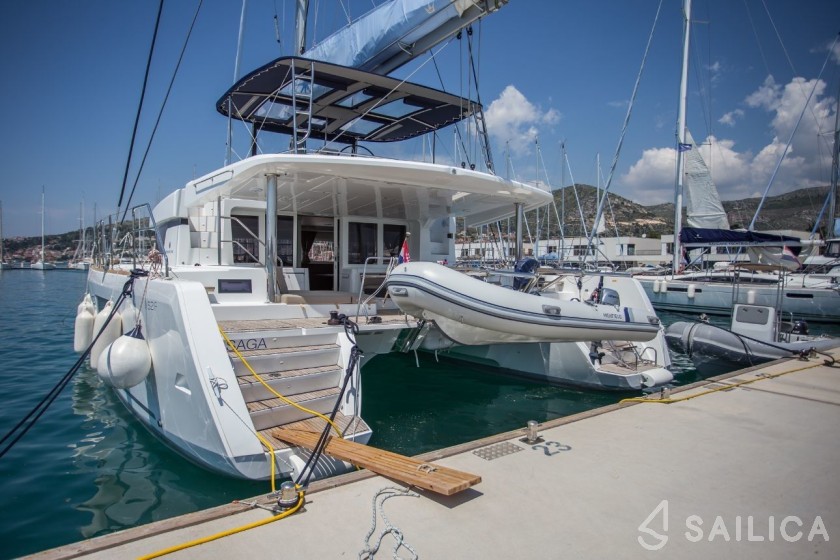 Lagoon 52F - Yacht Charter Sailica