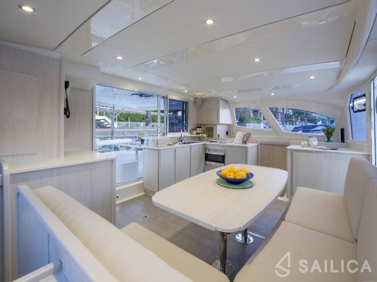 Leopard 44 - Yacht Charter Sailica