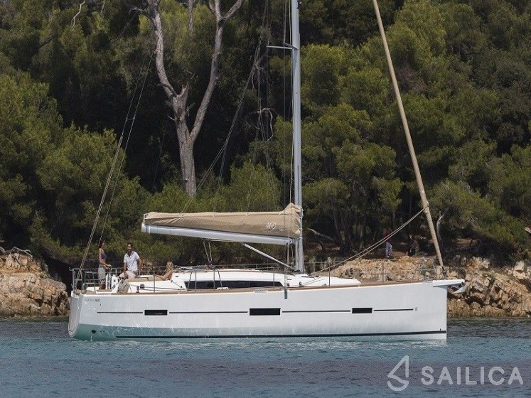 Dufour 460 GL - Yacht Charter Sailica