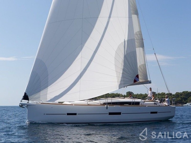 Dufour 460 GL - Yacht Charter Sailica