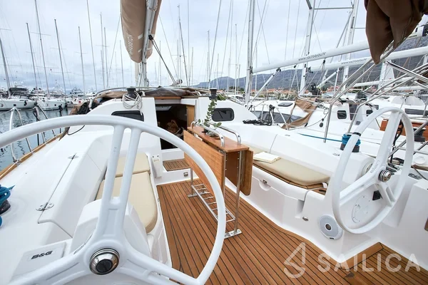 Elan 40 Impression - Yacht Charter Sailica