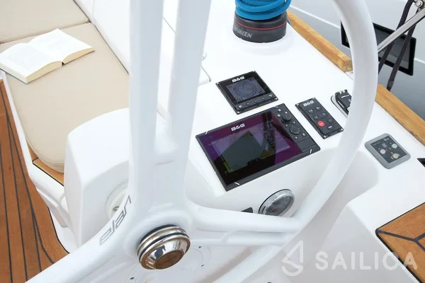 Elan 40 Impression - Yacht Charter Sailica