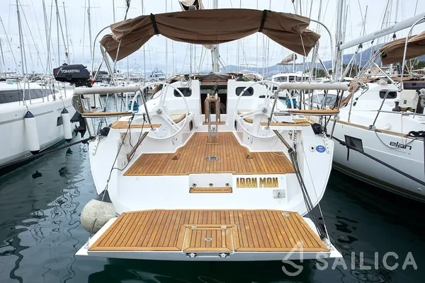 Elan 40 Impression - Yacht Charter Sailica