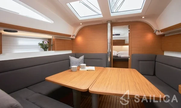 Elan 40 Impression - Yacht Charter Sailica