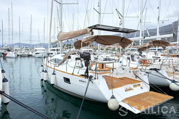 Elan 40 Impression - Yacht Charter Sailica