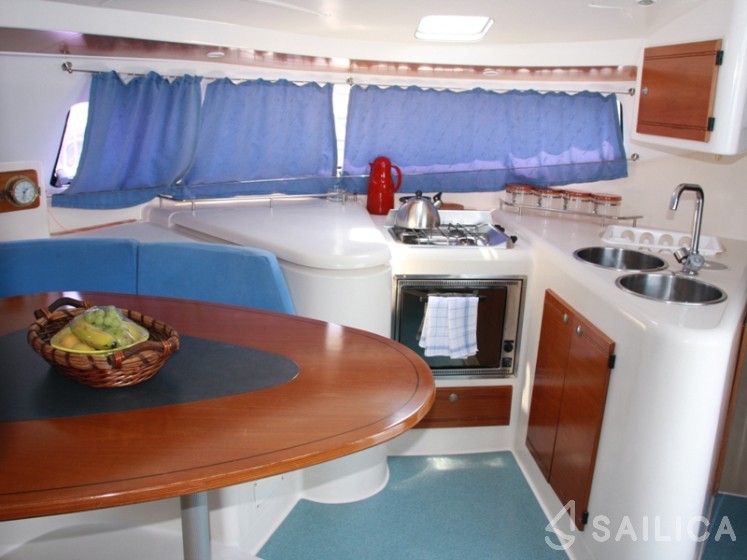 Athena 38 - Yacht Charter Sailica