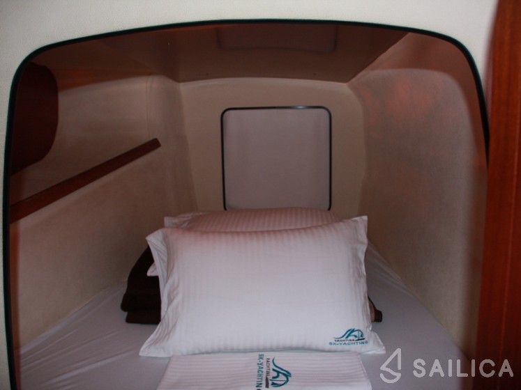 Athena 38 - Yacht Charter Sailica