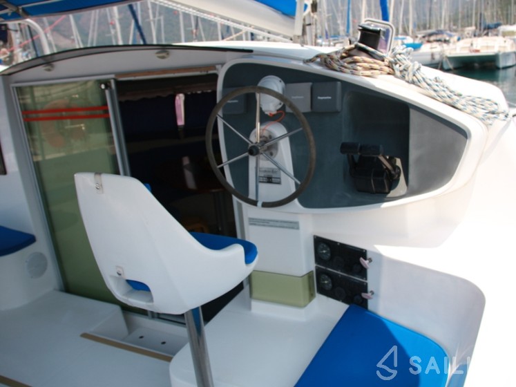 Athena 38 - Yacht Charter Sailica