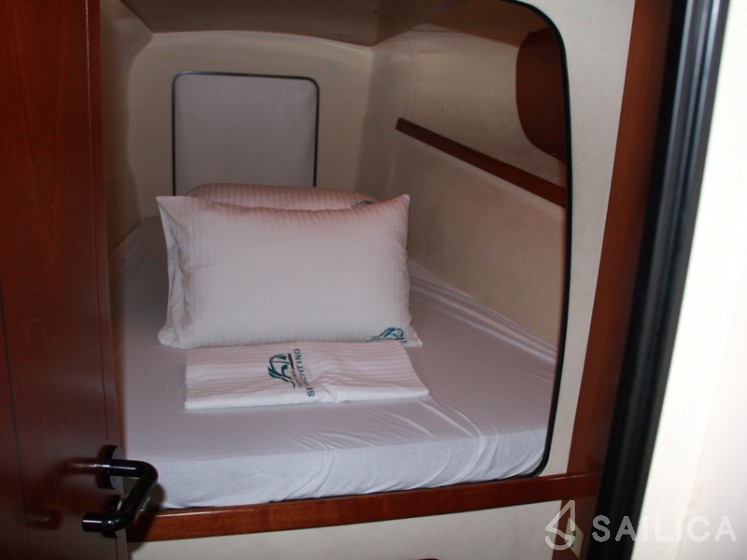 Athena 38 - Yacht Charter Sailica