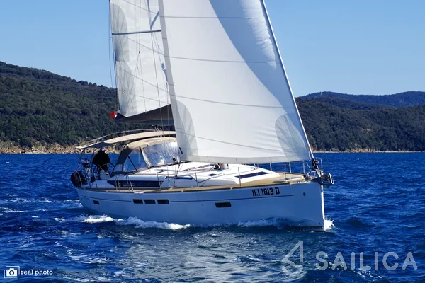 Sun Odyssey 519 - Yacht Charter Sailica