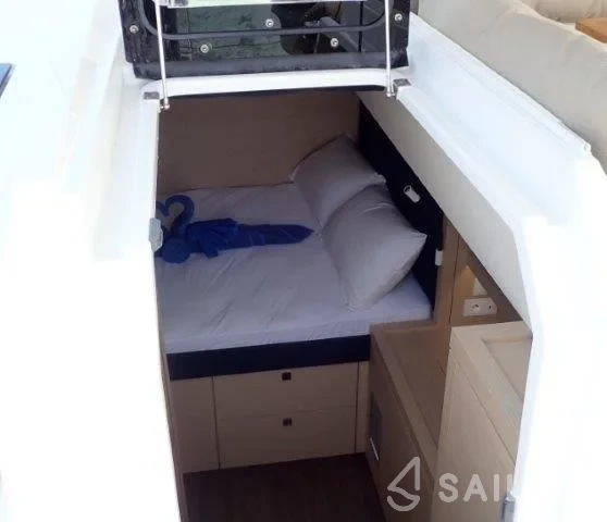 Saona 47 - Yacht Charter Sailica