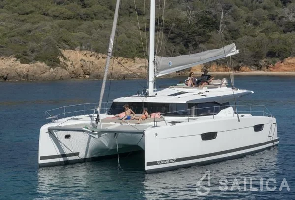 Saona 47 - Yacht Charter Sailica