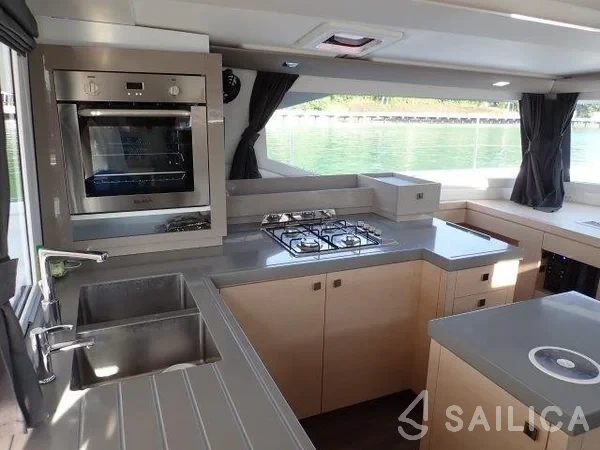 Saona 47 - Yacht Charter Sailica